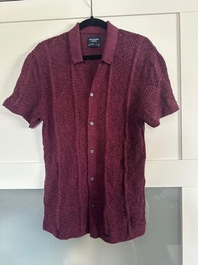 Abercrombie & Fitch Men's Burgundy Openwork Knit Button-Down Shirt